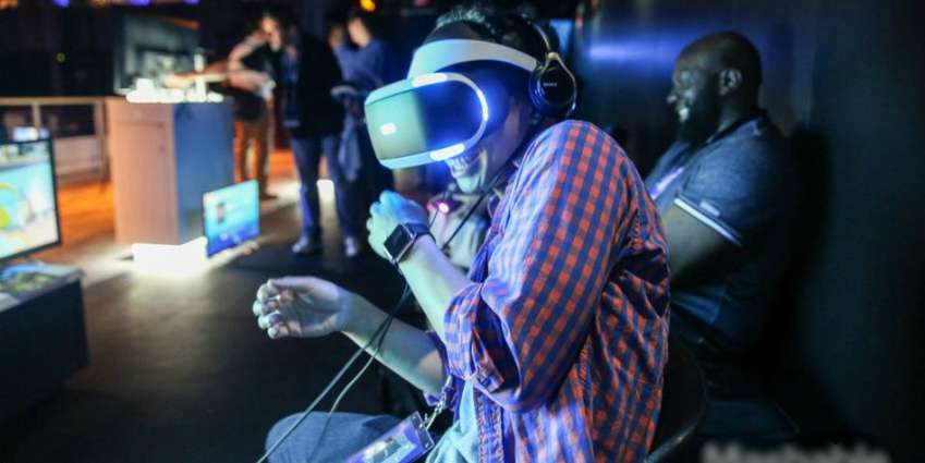 سوني ستوفر أكثر من 100 لعبة لنظارات PlayStation VR
