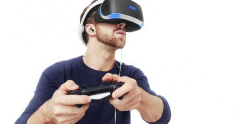 مسؤول سابق بسوني: سعر نظارة Playstation VR عزز من مكانة بلايستيشن