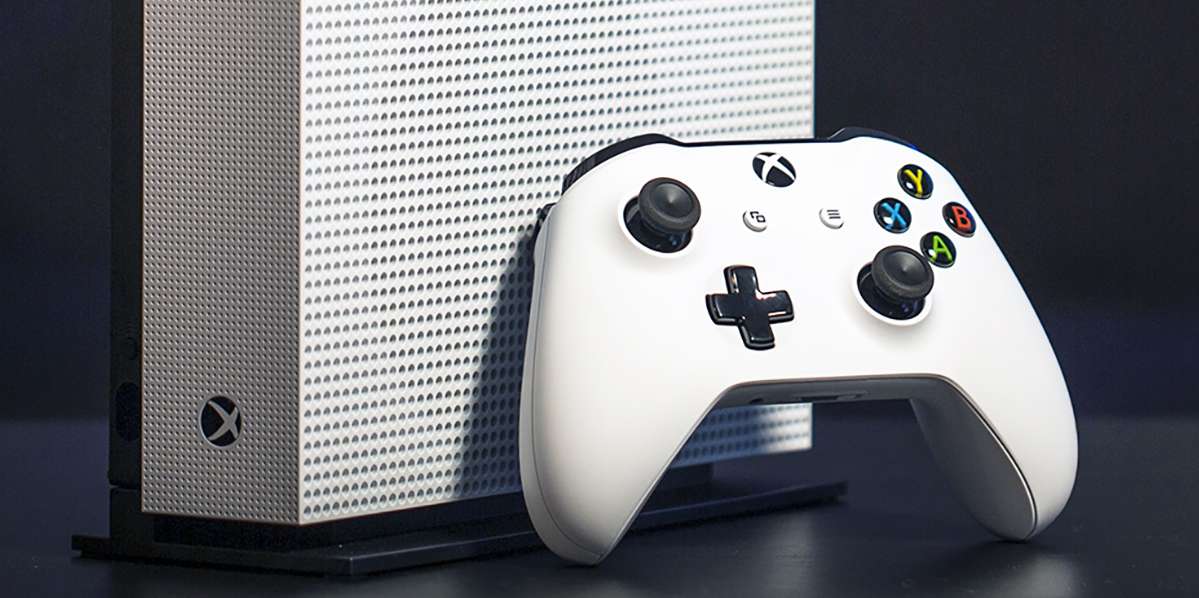 متجر أمريكي يُدرج “Xbox One S Version 2” بسعر 299 دولارًا!