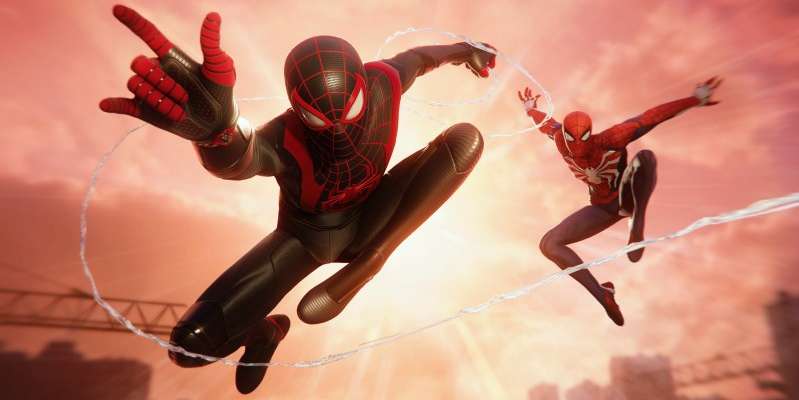 أزياء Spider-Man Miles Morales المثيرة تتضمن بدلة فيلم The Spider-Verse