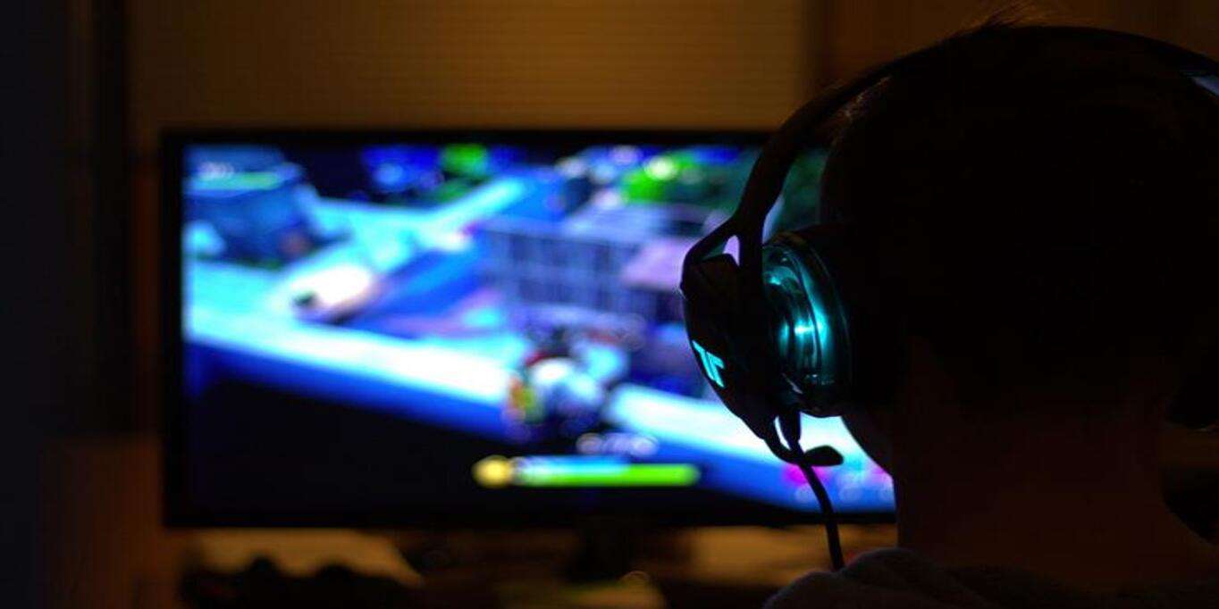 ١٠ أسرار وخفايا لكواليس العمل بمجال صناعة ألعاب الفيديو | Top 10