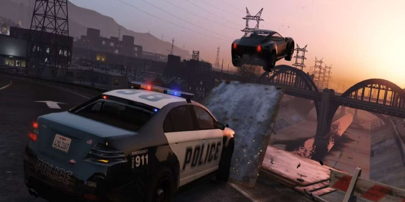 وأخيراً بعد عشر سنوات إضافة سيارات الشرطة للشراء في GTA Online